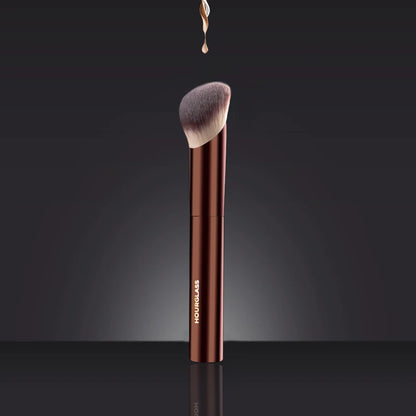 Soft Glow Foundation – Makeup Brush – Ultra-Soft Fiber Face Brush✨