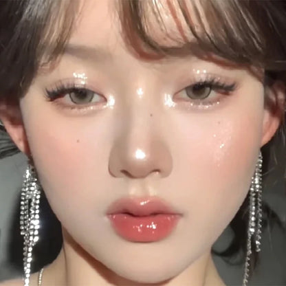Pearlescent Liquid Highlighter – – Diamond Glow Body & Face Shimmer✨