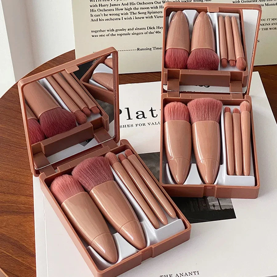 5-Piece Portable Makeup – Brush Set With Mirror – Eyeshadow, Blush, Lip &amp; Powder Brushes✨